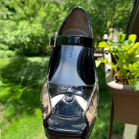 Town Shoes Leather heels with snake print - Picture 7 of 11